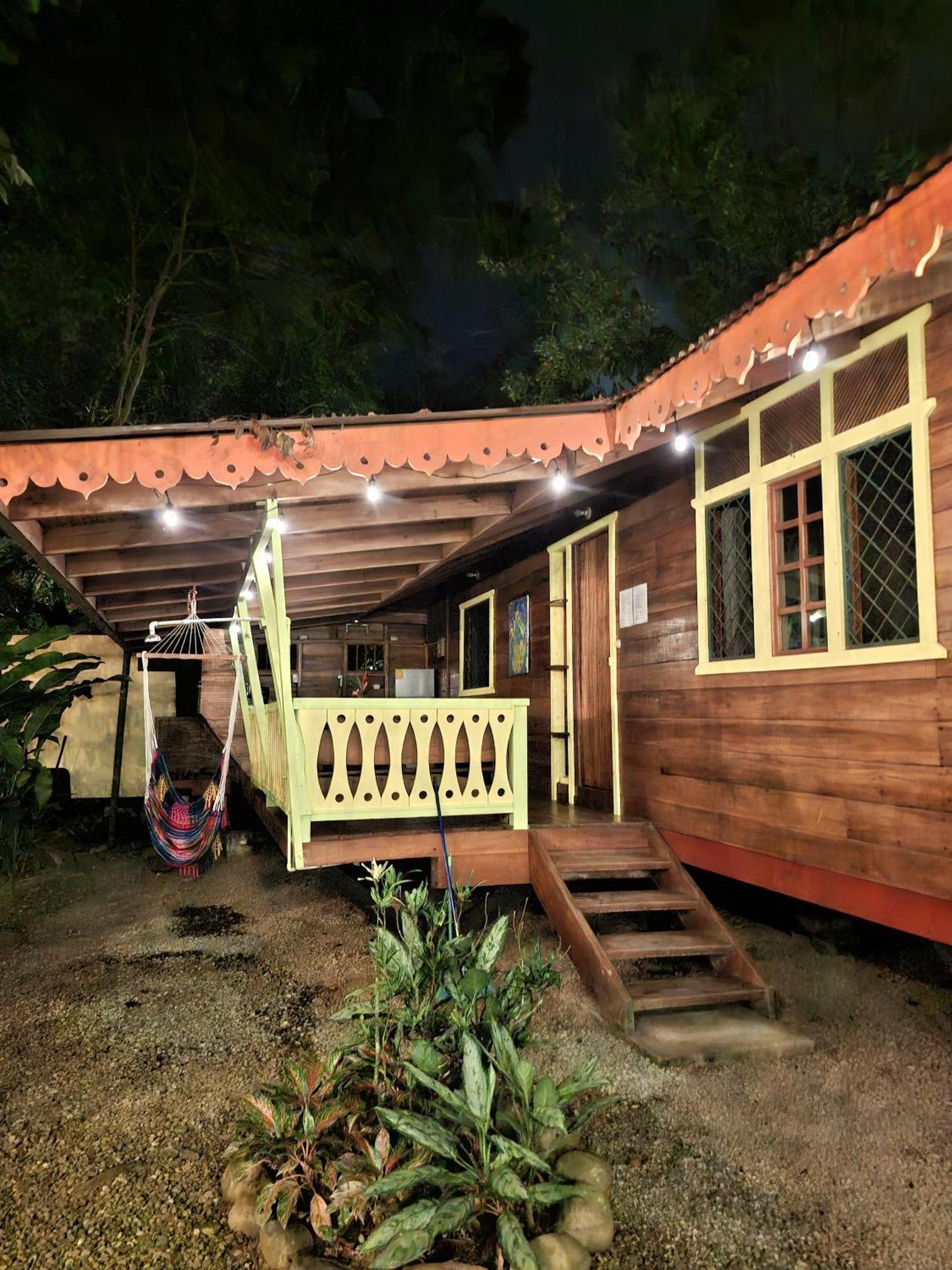 El Jardin De Playa Negra Villa Puerto Viejo de Talamanca Ngoại thất bức ảnh